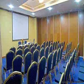 Staybridge Suites Dubai Financial Centre By Ihg Hotel