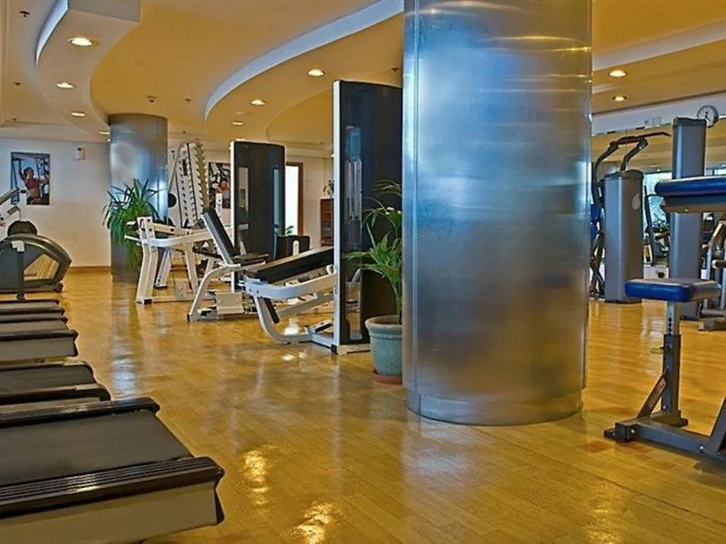 Staybridge Suites Dubai Financial Centre By Ihg 4*,  United Arab Emirates