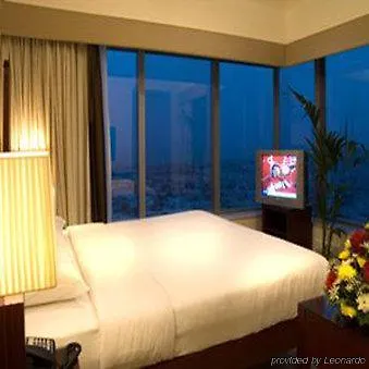Staybridge Suites Dubai Financial Centre By Ihg 4*,